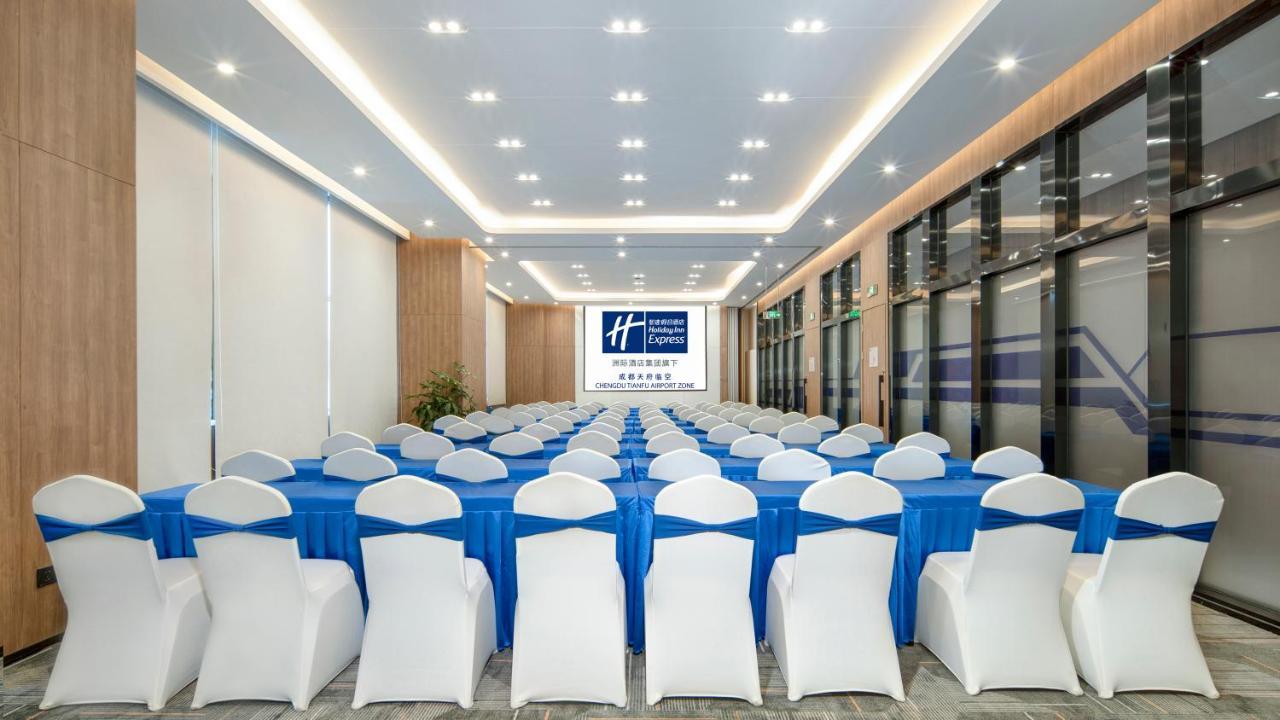 Holiday Inn Express Chengdu Tianfu Airport Zone By Ihg Jianyang  Esterno foto